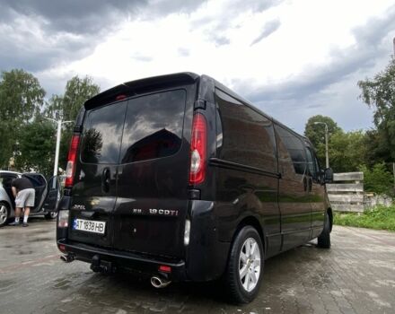 Чорний Опель Віваро, об'ємом двигуна 1.9 л та пробігом 300 тис. км за 9500 $, фото 1 на Automoto.ua