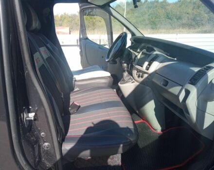 Черный Опель Виваро, объемом двигателя 1.9 л и пробегом 340 тыс. км за 7400 $, фото 6 на Automoto.ua