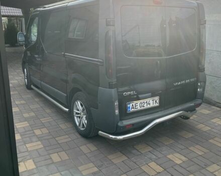Черный Опель Виваро, объемом двигателя 2.5 л и пробегом 290 тыс. км за 8100 $, фото 3 на Automoto.ua