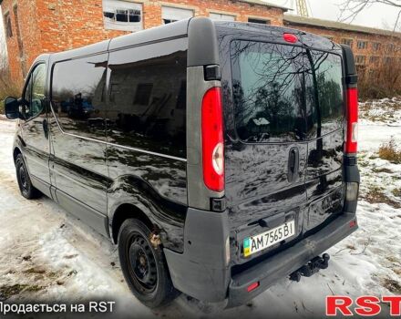 Черный Опель Виваро, объемом двигателя 20 л и пробегом 323 тыс. км за 7300 $, фото 4 на Automoto.ua