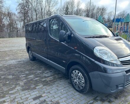 Черный Опель Виваро, объемом двигателя 2 л и пробегом 217 тыс. км за 10999 $, фото 1 на Automoto.ua