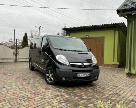 Черный Опель Виваро, объемом двигателя 2 л и пробегом 312 тыс. км за 15000 $, фото 1 на Automoto.ua