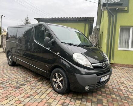 Черный Опель Виваро, объемом двигателя 2 л и пробегом 312 тыс. км за 15000 $, фото 2 на Automoto.ua