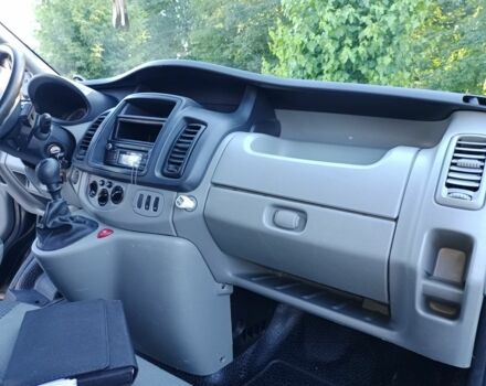 Черный Опель Виваро, объемом двигателя 2 л и пробегом 480 тыс. км за 12999 $, фото 4 на Automoto.ua