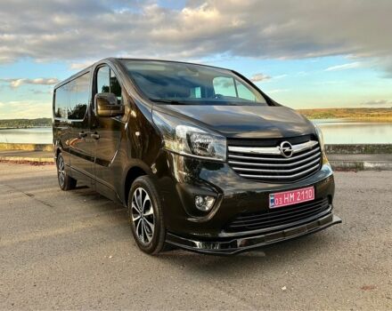 Черный Опель Виваро, объемом двигателя 1.6 л и пробегом 206 тыс. км за 17500 $, фото 12 на Automoto.ua