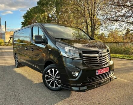 Черный Опель Виваро, объемом двигателя 1.6 л и пробегом 206 тыс. км за 17500 $, фото 7 на Automoto.ua