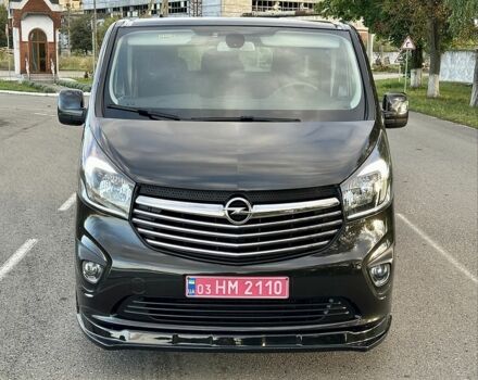 Черный Опель Виваро, объемом двигателя 1.6 л и пробегом 206 тыс. км за 17500 $, фото 6 на Automoto.ua