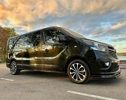 Черный Опель Виваро, объемом двигателя 1.6 л и пробегом 206 тыс. км за 17500 $, фото 17 на Automoto.ua