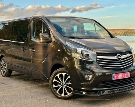 Черный Опель Виваро, объемом двигателя 1.6 л и пробегом 206 тыс. км за 17500 $, фото 10 на Automoto.ua