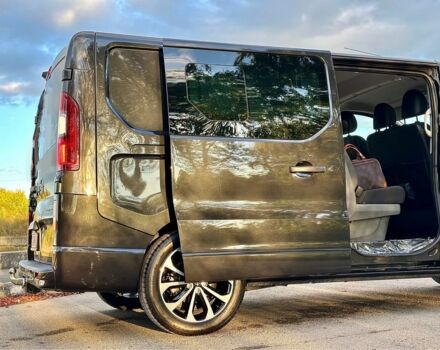 Черный Опель Виваро, объемом двигателя 1.6 л и пробегом 206 тыс. км за 17500 $, фото 14 на Automoto.ua