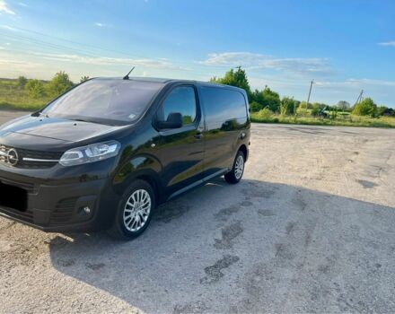 Черный Опель Виваро, объемом двигателя 2 л и пробегом 170 тыс. км за 20499 $, фото 1 на Automoto.ua