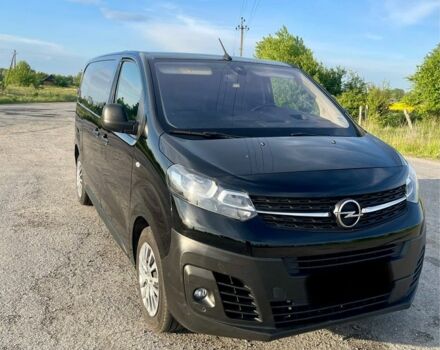 Черный Опель Виваро, объемом двигателя 2 л и пробегом 170 тыс. км за 20499 $, фото 2 на Automoto.ua