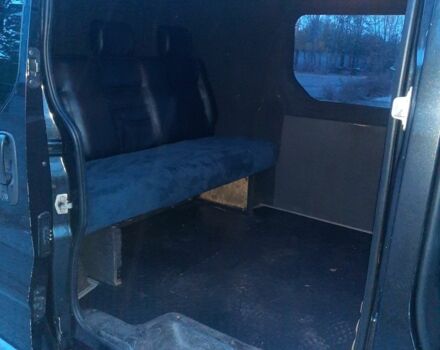 Чорний Опель Віваро, об'ємом двигуна 1.9 л та пробігом 280 тис. км за 7000 $, фото 7 на Automoto.ua