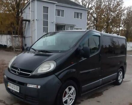 Чорний Опель Віваро, об'ємом двигуна 1.9 л та пробігом 250 тис. км за 7000 $, фото 2 на Automoto.ua