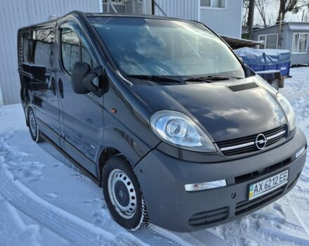 Чорний Опель Віваро, об'ємом двигуна 1.9 л та пробігом 280 тис. км за 7000 $, фото 5 на Automoto.ua