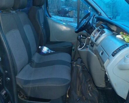 Чорний Опель Віваро, об'ємом двигуна 1.9 л та пробігом 280 тис. км за 7000 $, фото 8 на Automoto.ua