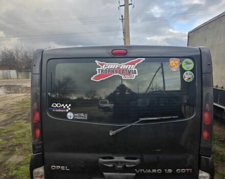 Черный Опель Виваро, объемом двигателя 1.9 л и пробегом 1000 тыс. км за 5118 $, фото 7 на Automoto.ua