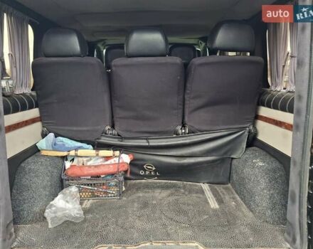 Чорний Опель Віваро, об'ємом двигуна 1.9 л та пробігом 410 тис. км за 7200 $, фото 2 на Automoto.ua