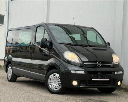 Черный Опель Виваро, объемом двигателя 1.9 л и пробегом 208 тыс. км за 3500 $, фото 1 на Automoto.ua