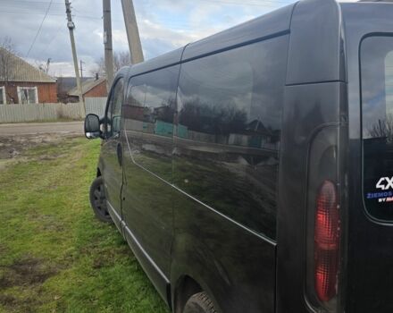 Черный Опель Виваро, объемом двигателя 1.9 л и пробегом 1000 тыс. км за 5118 $, фото 6 на Automoto.ua