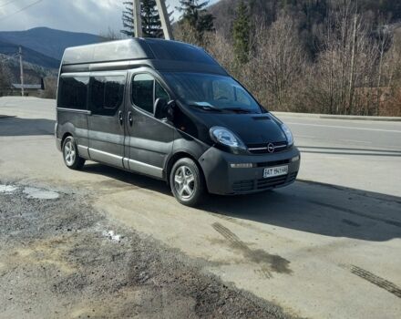 Черный Опель Виваро, объемом двигателя 2.5 л и пробегом 217 тыс. км за 8500 $, фото 10 на Automoto.ua