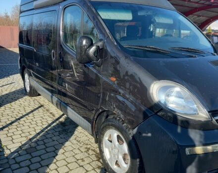 Черный Опель Виваро, объемом двигателя 2.5 л и пробегом 217 тыс. км за 8500 $, фото 4 на Automoto.ua