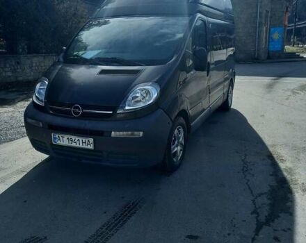 Черный Опель Виваро, объемом двигателя 2.5 л и пробегом 217 тыс. км за 8500 $, фото 8 на Automoto.ua