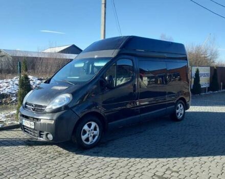 Черный Опель Виваро, объемом двигателя 2.5 л и пробегом 217 тыс. км за 8500 $, фото 12 на Automoto.ua