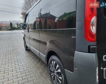 Чорний Опель Віваро, об'ємом двигуна 2 л та пробігом 241 тис. км за 9950 $, фото 25 на Automoto.ua
