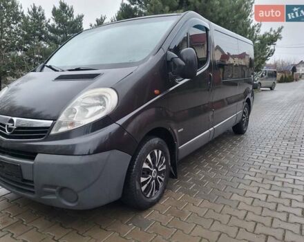 Чорний Опель Віваро, об'ємом двигуна 2 л та пробігом 241 тис. км за 9950 $, фото 12 на Automoto.ua