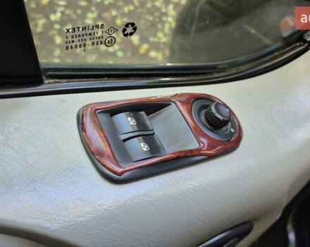 Черный Опель Виваро, объемом двигателя 2 л и пробегом 305 тыс. км за 7900 $, фото 3 на Automoto.ua