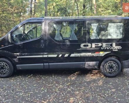 Чорний Опель Віваро, об'ємом двигуна 2 л та пробігом 305 тис. км за 8100 $, фото 2 на Automoto.ua