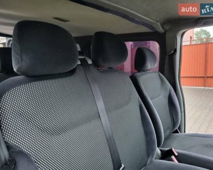 Чорний Опель Віваро, об'ємом двигуна 2 л та пробігом 241 тис. км за 9950 $, фото 70 на Automoto.ua