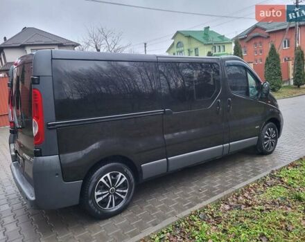 Чорний Опель Віваро, об'ємом двигуна 2 л та пробігом 241 тис. км за 9950 $, фото 32 на Automoto.ua