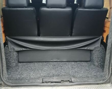 Черный Опель Виваро, объемом двигателя 2.5 л и пробегом 188 тыс. км за 7200 $, фото 3 на Automoto.ua