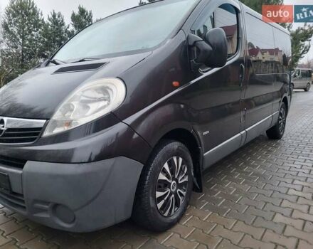 Чорний Опель Віваро, об'ємом двигуна 2 л та пробігом 241 тис. км за 9950 $, фото 13 на Automoto.ua