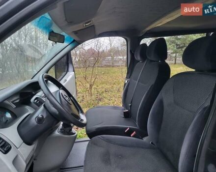 Чорний Опель Віваро, об'ємом двигуна 2 л та пробігом 241 тис. км за 9950 $, фото 86 на Automoto.ua