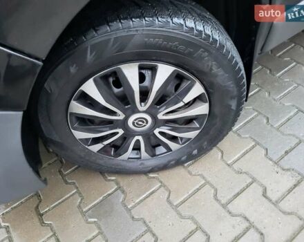 Чорний Опель Віваро, об'ємом двигуна 2 л та пробігом 241 тис. км за 9950 $, фото 108 на Automoto.ua