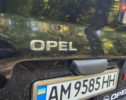 Черный Опель Виваро, объемом двигателя 2 л и пробегом 305 тыс. км за 7900 $, фото 31 на Automoto.ua