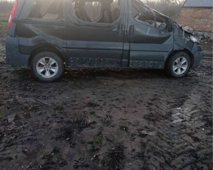 Чорний Опель Віваро, об'ємом двигуна 2.5 л та пробігом 250 тис. км за 3200 $, фото 1 на Automoto.ua