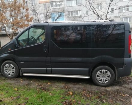 Черный Опель Виваро, объемом двигателя 2.5 л и пробегом 188 тыс. км за 7200 $, фото 1 на Automoto.ua