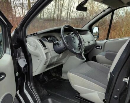 Черный Опель Виваро, объемом двигателя 2 л и пробегом 230 тыс. км за 7400 $, фото 7 на Automoto.ua