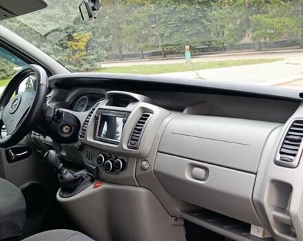 Черный Опель Виваро, объемом двигателя 2 л и пробегом 220 тыс. км за 8900 $, фото 10 на Automoto.ua