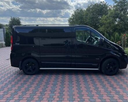 Чорний Опель Віваро, об'ємом двигуна 2.5 л та пробігом 275 тис. км за 11000 $, фото 7 на Automoto.ua