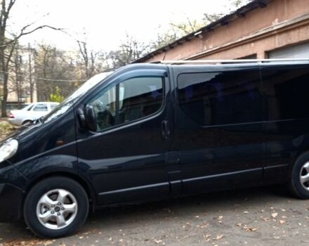 Черный Опель Виваро, объемом двигателя 2 л и пробегом 220 тыс. км за 8900 $, фото 5 на Automoto.ua