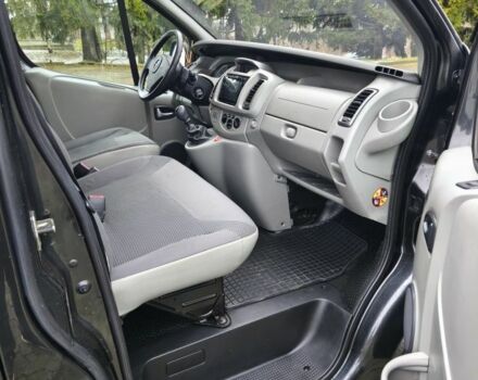 Черный Опель Виваро, объемом двигателя 2 л и пробегом 265 тыс. км за 12500 $, фото 12 на Automoto.ua