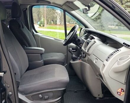 Черный Опель Виваро, объемом двигателя 2 л и пробегом 220 тыс. км за 8900 $, фото 9 на Automoto.ua