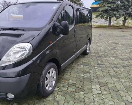 Черный Опель Виваро, объемом двигателя 2 л и пробегом 265 тыс. км за 12400 $, фото 5 на Automoto.ua