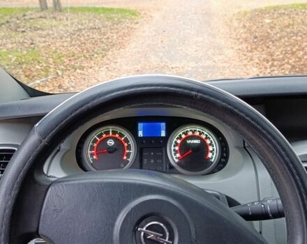 Черный Опель Виваро, объемом двигателя 2 л и пробегом 220 тыс. км за 8900 $, фото 12 на Automoto.ua