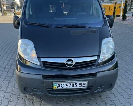 Чорний Опель Віваро, об'ємом двигуна 2 л та пробігом 300 тис. км за 10300 $, фото 10 на Automoto.ua